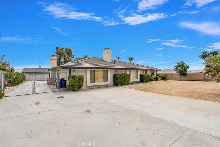 Property Photo: 23333 Taos CA 92307