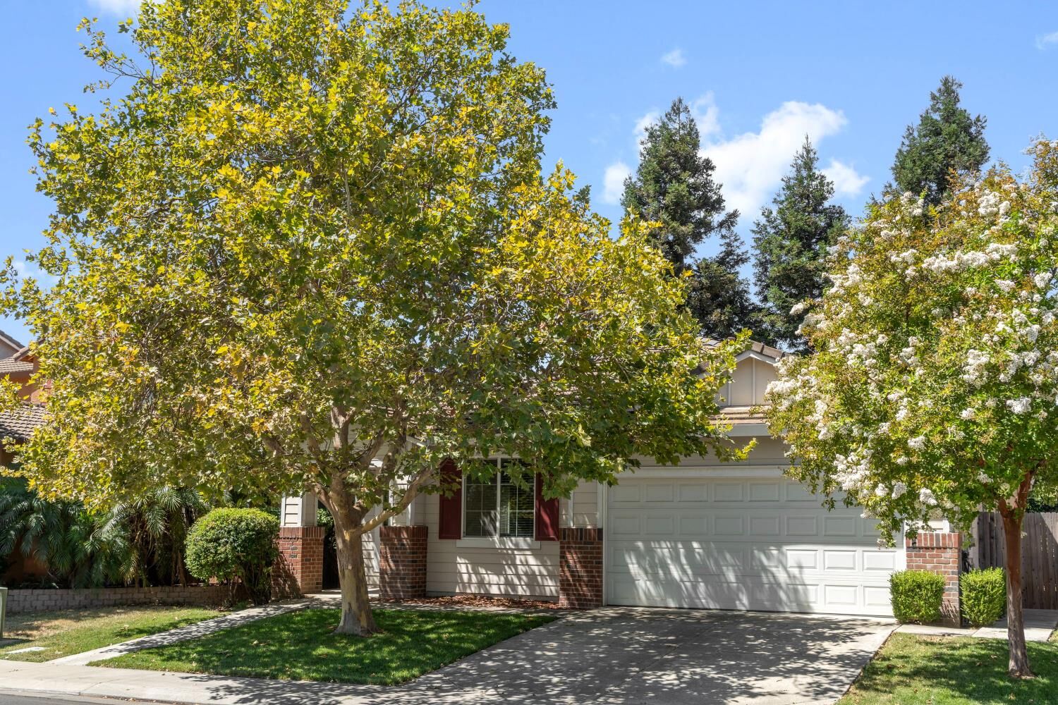 Property Photo: 766 Merritt Circle CA 95776