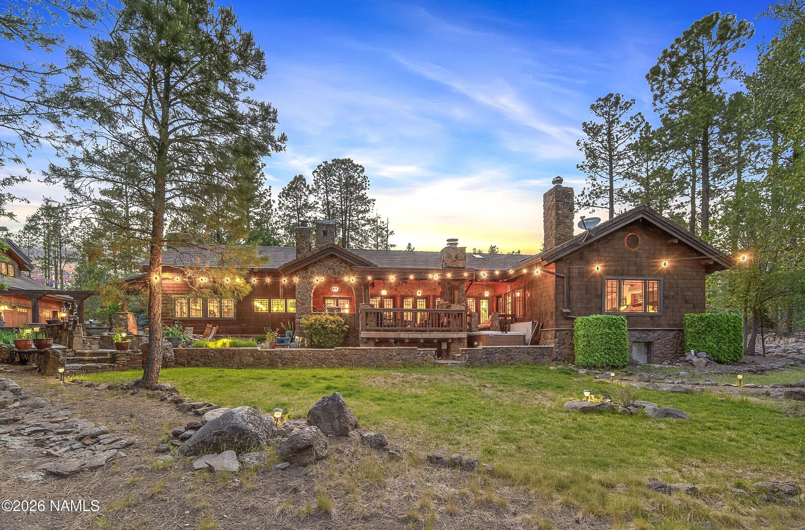 Property Photo:  2912 N Creekside Drive  AZ 86001 