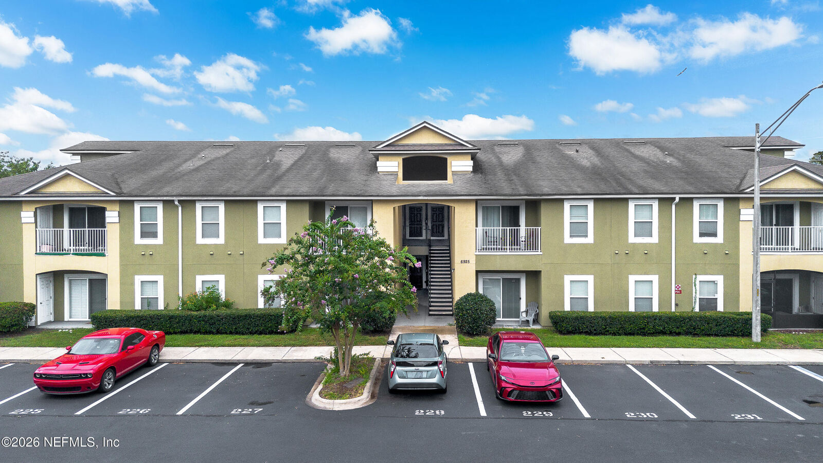 Property Photo: 6925 Ortega Woods Drive 4-14 FL 32244
