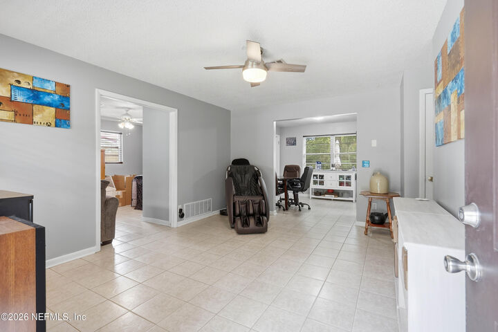 Property Photo: 4809 Seaboard Avenue FL 32210