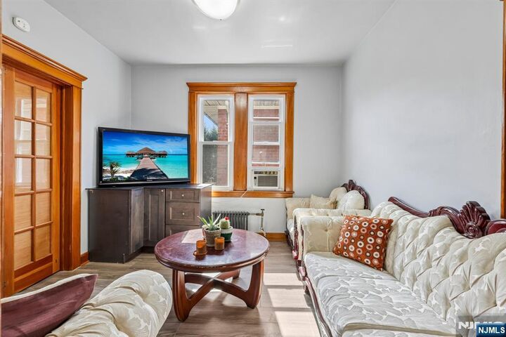 Property Photo:  390 Delano Place  NJ 07022 
