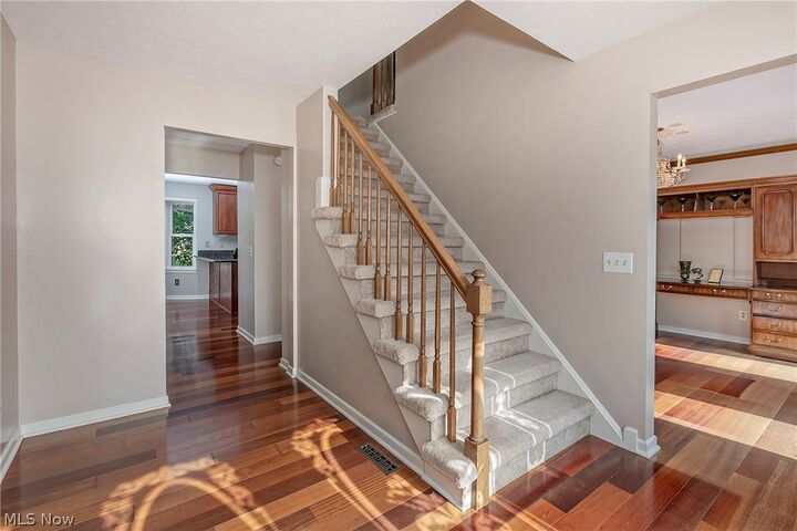 Property Photo: 1834 Coes Post Run OH 44145