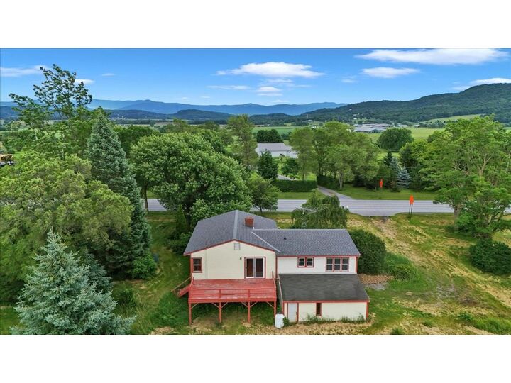 Property Photo: 4732 Vt Route 22A VT 05491