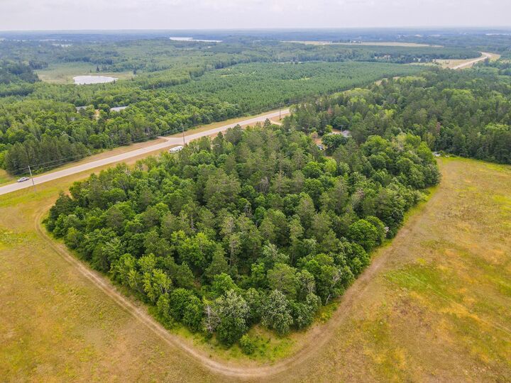 Property Photo: 32005 520th Avenue MN 56470