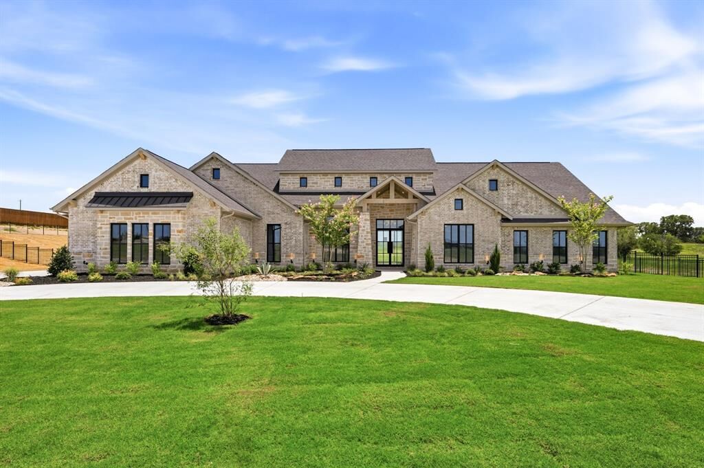 Property Photo:  10604 Fleming Slough Drive  TX 76179 