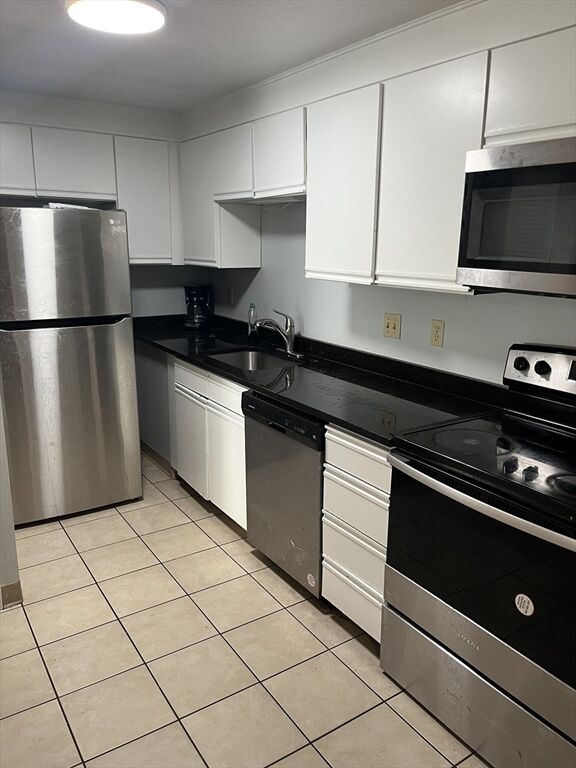Property Photo: 11 Gibbs St H125 MA 01607