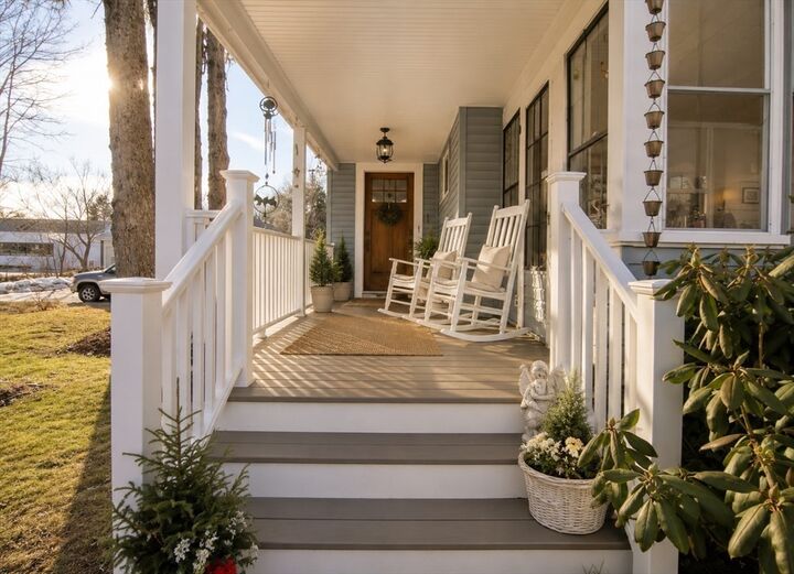 Property Photo:  278 Greenwood St 2  MA 01607 