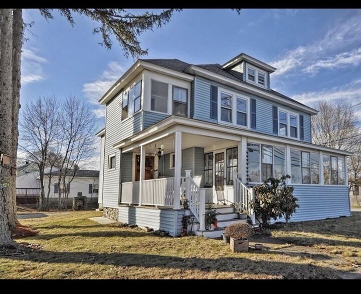 Property Photo:  278 Greenwood St 2  MA 01607 
