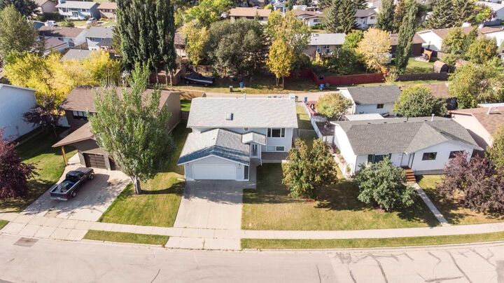 Property Photo: 5319 37 Street AB T4G 1G4
