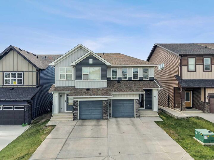 69 Carringvue Park NW — photo 1