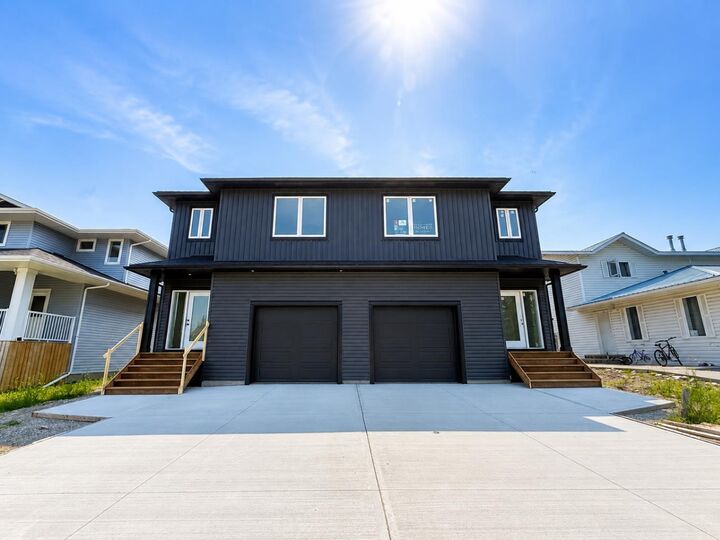 Property Photo: 609A 5 Avenue SW AB T0M 1X0
