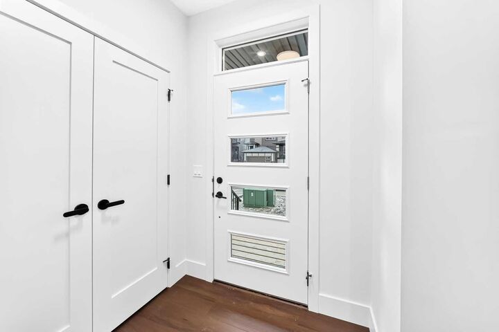 Property Photo:  421 Clydesdale Avenue  AB T4C 3L8 