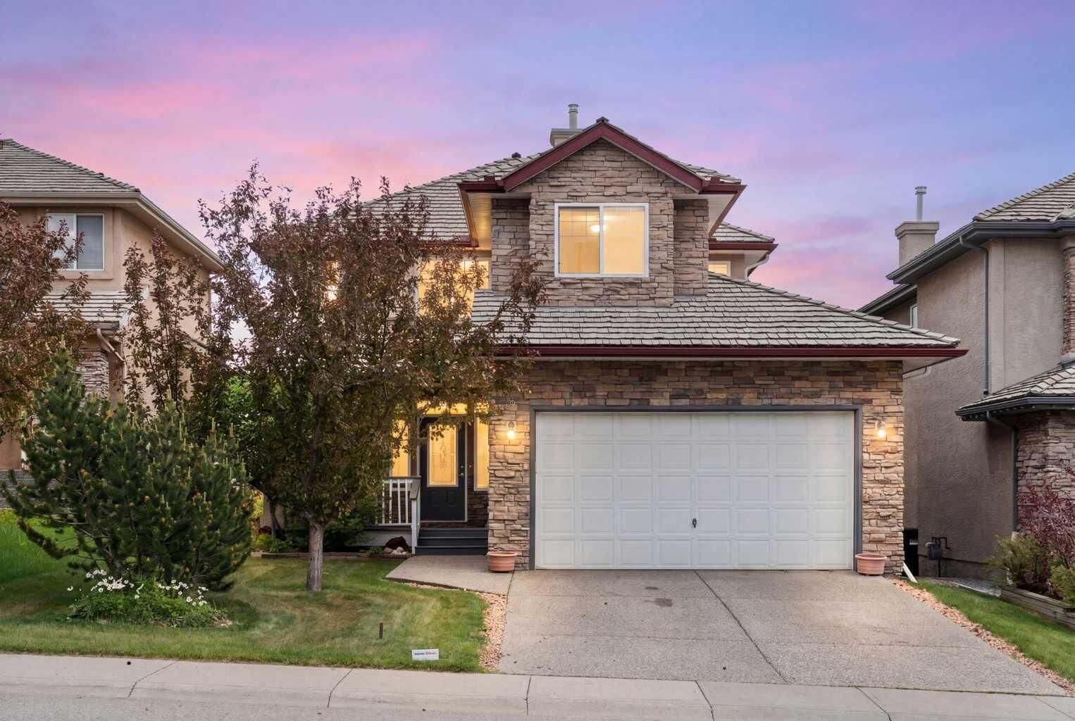 Property Photo:  79 Royal Crest Way NW  AB T3G 4M9 