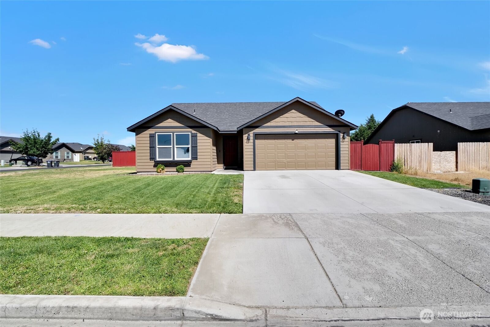 Property Photo:  801 S Wilder Street  WA 98837 