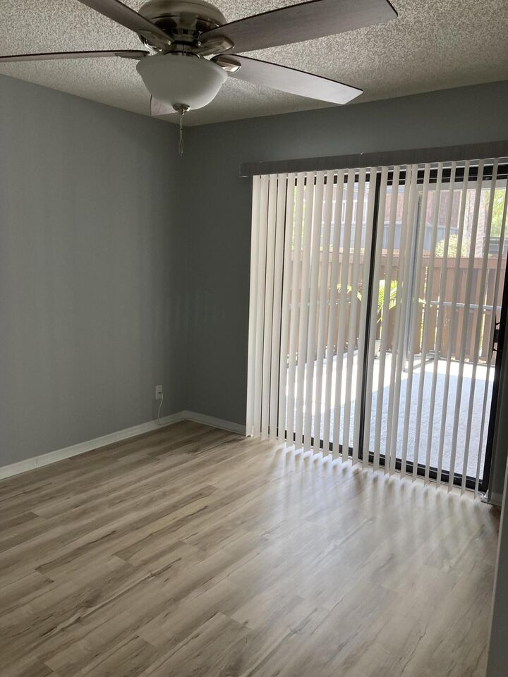 Property Photo:  303 SE Castle Court SE 3-C  FL 34952 