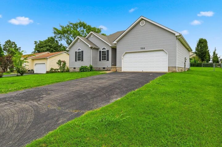 Property Photo:  732 Hillgreen Street  KY 42101 