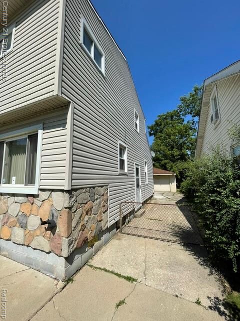 Property Photo:  15392 Dixie  MI 48239 