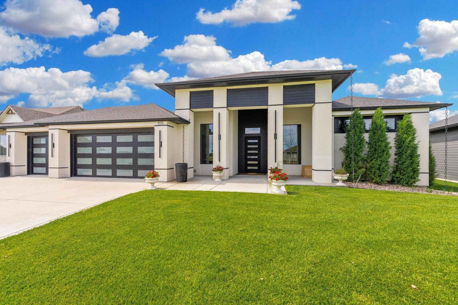 Property Photo:  3113 W Crystal Beach St  KS 67204 