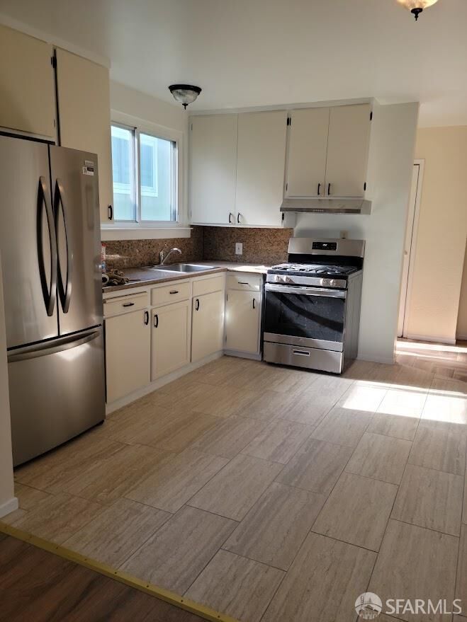 Property Photo: 4137 Callan Boulevard CA 94015