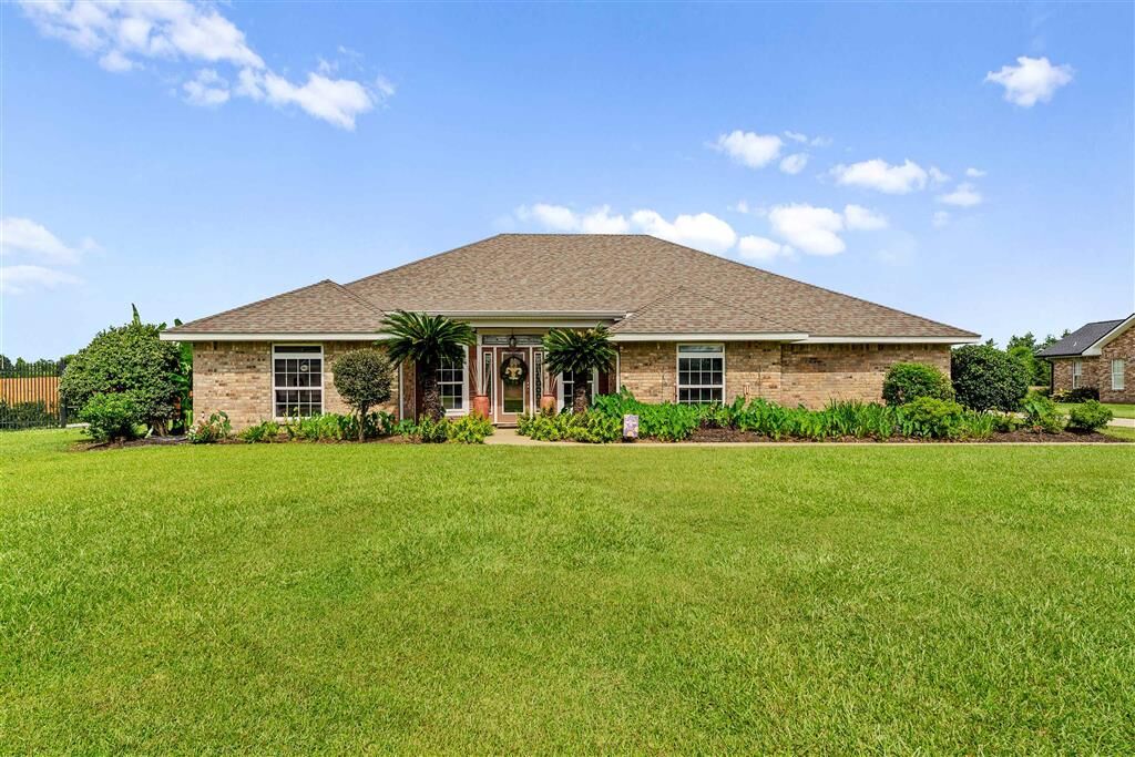 Property Photo:  6917 Shadow Lane  LA 70605 