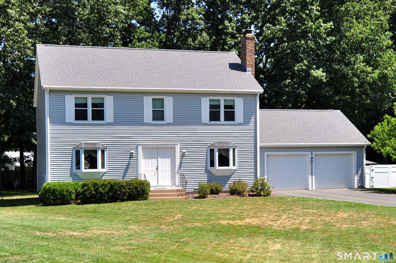 Property Photo:  30 Hampden Place  CT 06095 