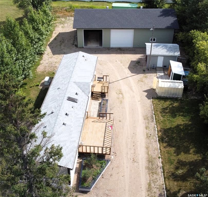 Property Photo:  619 1st Avenue E  SK S0J 0M0 