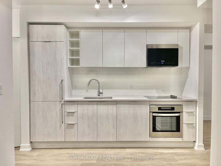 Property Photo:  2031 Kennedy Road  ON M1T 0B9 