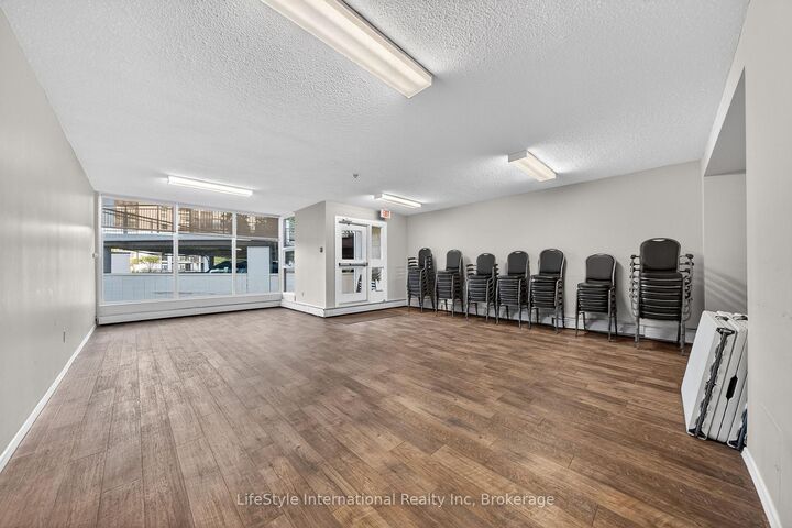 Property Photo: 19 Woodlawn Road E 512 ON N1H 7B1