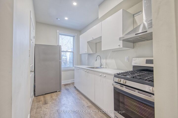 Property Photo: 46 Springhurst Avenue Main ON M6K 1B6
