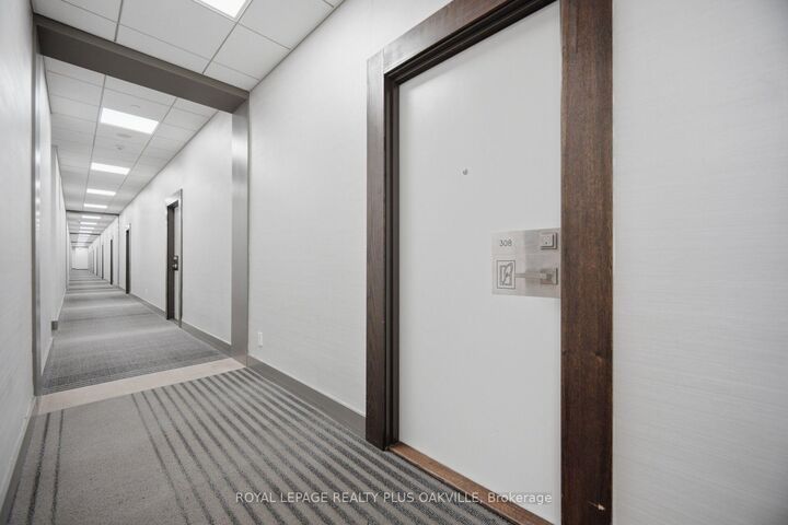 Property Photo: 4011 Brickstone Mews 308 ON L5B 0J7