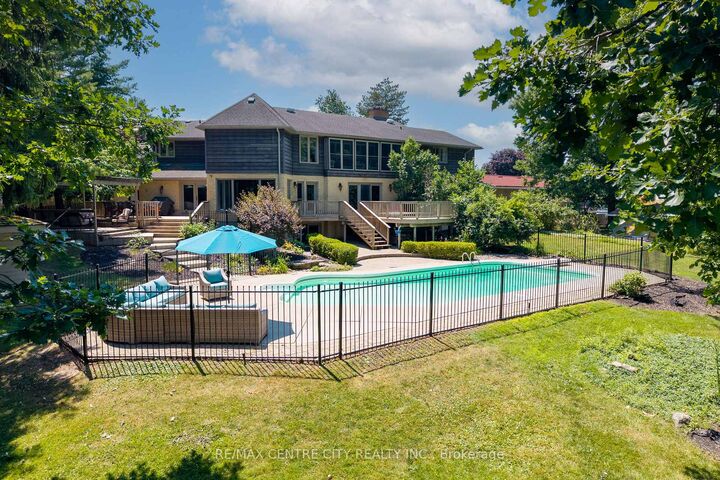 Property Photo: 255 Mill Pond Crescent ON N7G 3P9