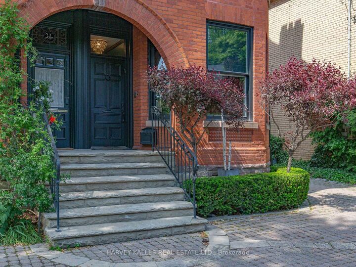 Property Photo: 32 Bernard Avenue ON M5R 1R2