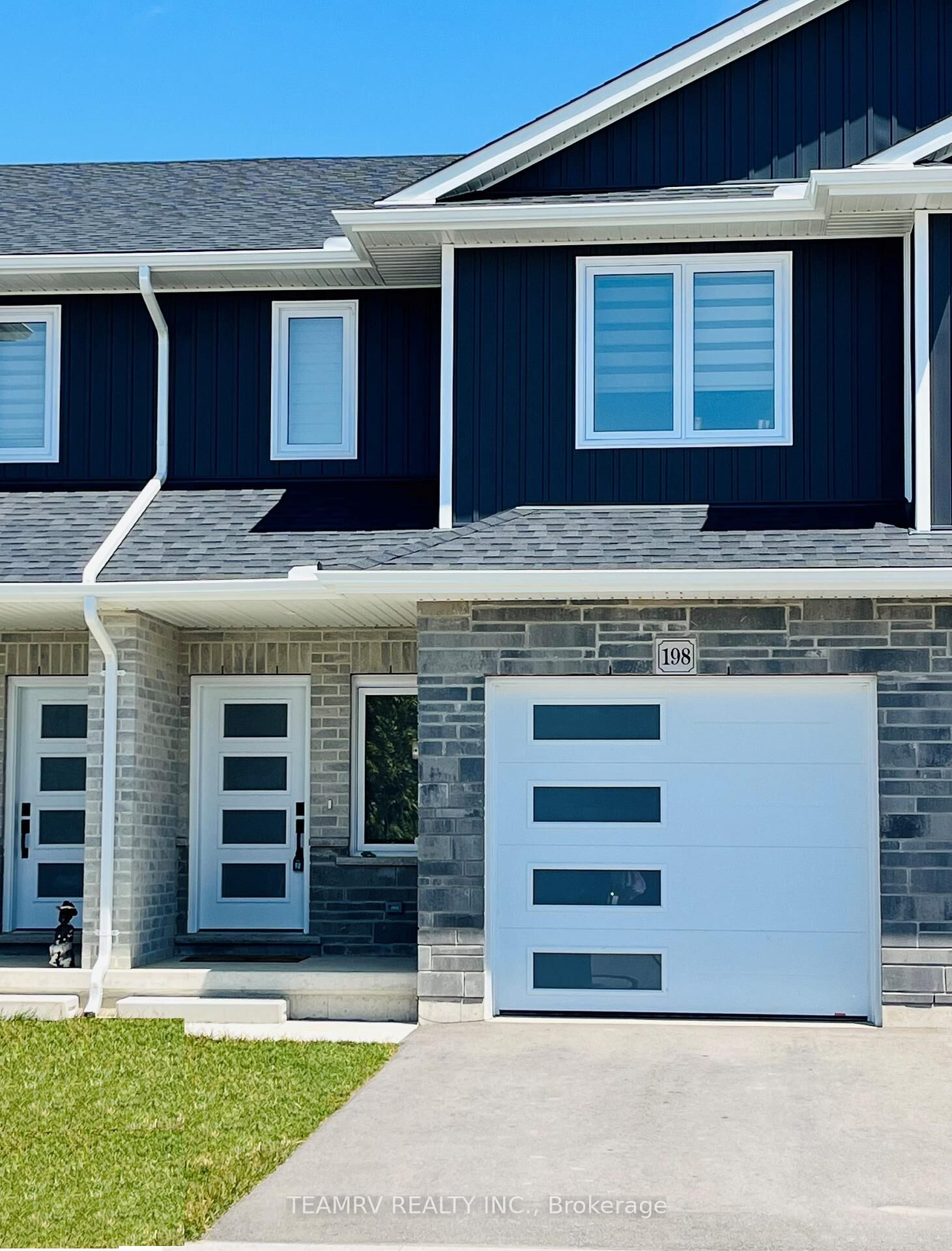 Property Photo:  198 Hooper Street  ON N4X 0C1 