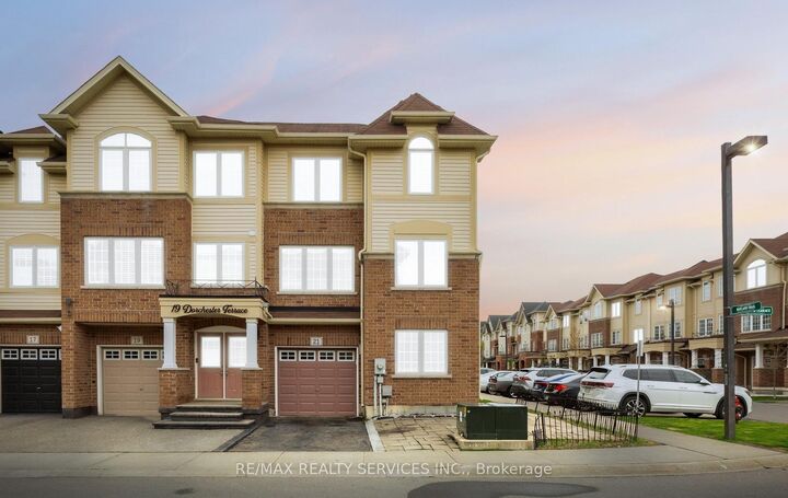 Property Photo: 21 Dorchester Terrace ON L8J 0G4