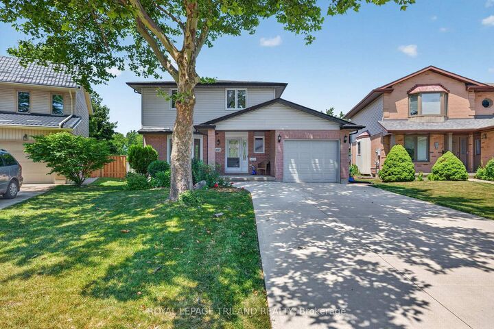 Photo de la propriété:  1077 Mahogany Crescent  ON N6H 4V8 