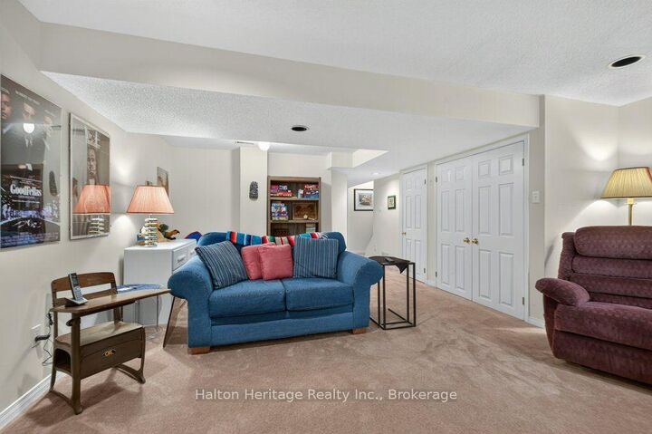 Property Photo:  1889 Upper Wentworth Street 47  ON L9B 2T8 