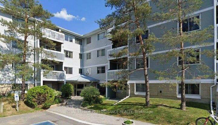 218 Viewmount Drive 115 — photo 1