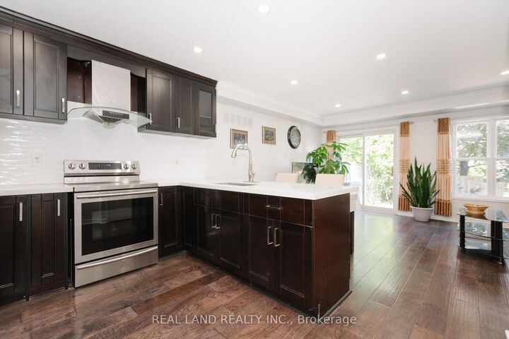 Property Photo: 697 Limpert Terrace ON L3Y 8R2