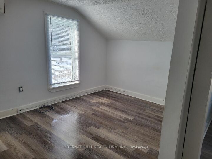 Property Photo: 113 Trafalgar Road ON N0B 1Z0