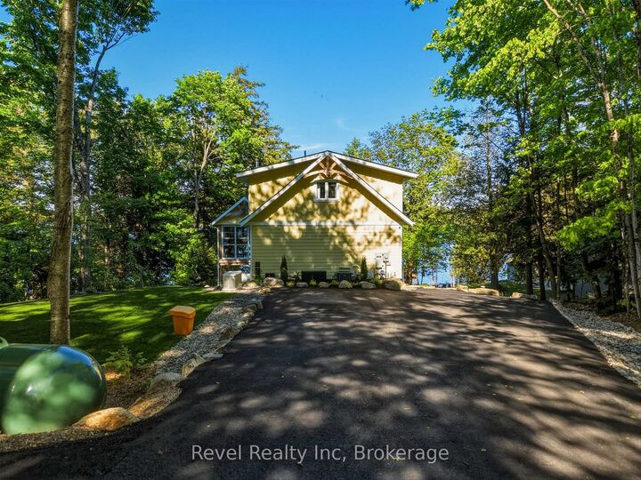 Property Photo: 1090 Lawson Road ON P0B 1A0