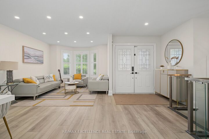 Property Photo: 136 Johnston Avenue ON N3C 4P4