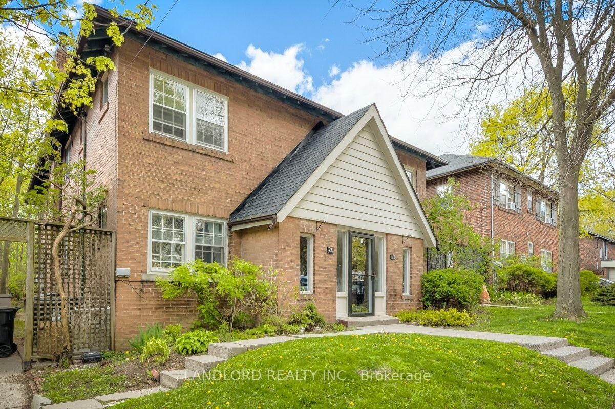 Property Photo:  20 Acacia Road Upper  ON M4S 2K4 
