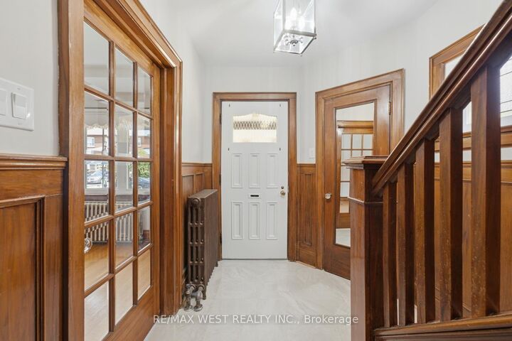 Property Photo: 280 Westmount Avenue ON M6E 3N1