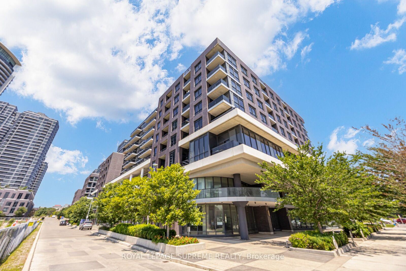Property Photo:  10 Gibbs Road 414  ON M9B 6L6 