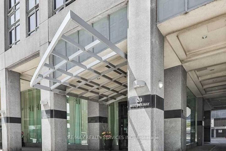 Property Photo:  20 Blue Jays Way 902  ON M5V 3W6 