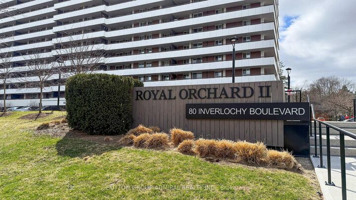 Photo de la propriété: 80 Inverlochy Boulevard 1011 ON L3T 4P3