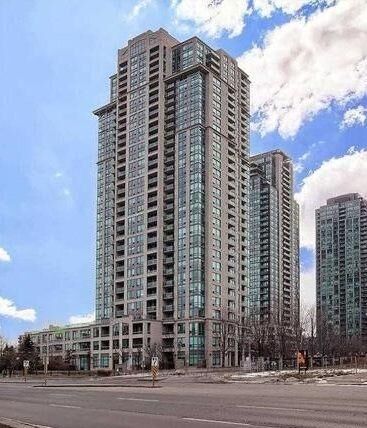 Property Photo:  3504 Hurontario Street 1908  ON L5B 1P2 