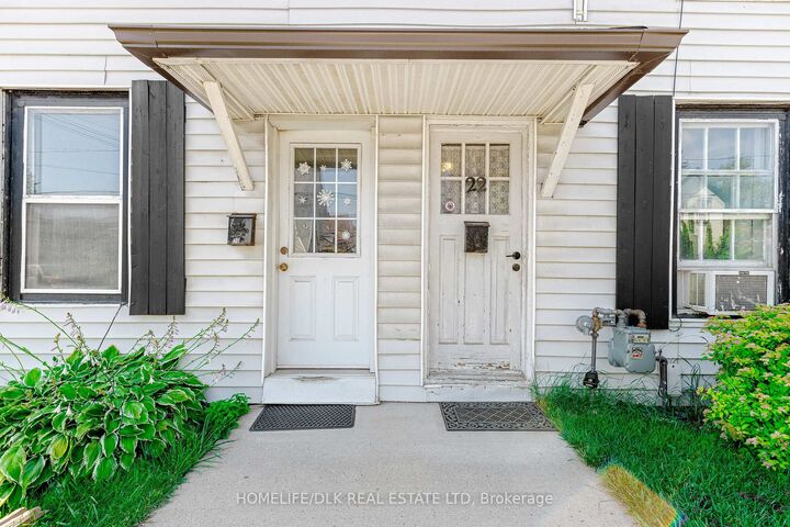 Property Photo:  20/22 Pearl Street E  ON K6V 1P3 