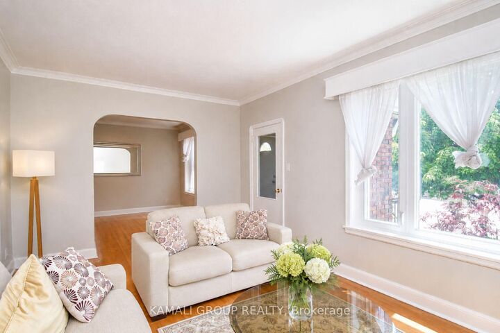 Property Photo: 138 Johnston Avenue Main ON M2N 1H2